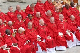 W tym roku 6 kardynałów skończy 80 lat