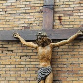 Krzyż w parafii św. Stanisława Kostki w Rypinie