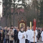 Pierwsza Droga Światła w Nasielsku wiodła z kościoła św. Wojciecha na cmentarz parafialny