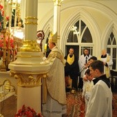 Liturgii przewodniczył bp Maria Ludwik Jabłoński, biskup naczelny Kościoła Starokatolickiego Mariawitów