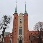 Gdańsk bez Mszy św. i procesji na cmentarzach w uroczystość Wszystkich Świętych