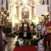 Pogrzeb ks. Mieczysława Turka - Msza św.