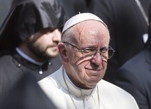 Papież: Ukraina zraniona przez konflikt, za który płacą najsłabsi
