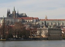Morawiecki: Zobimy wszystko, by udostępnić polskie porty dla czeskiego handlu