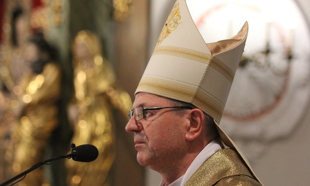 Abp Wojda: Marsz papieski to symboliczne opowiedzenie się za wartościom, których uosobieniem był Jan Paweł II