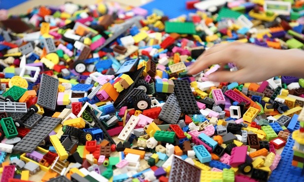 Plastikowe klocki Lego znikną ze sklepów
