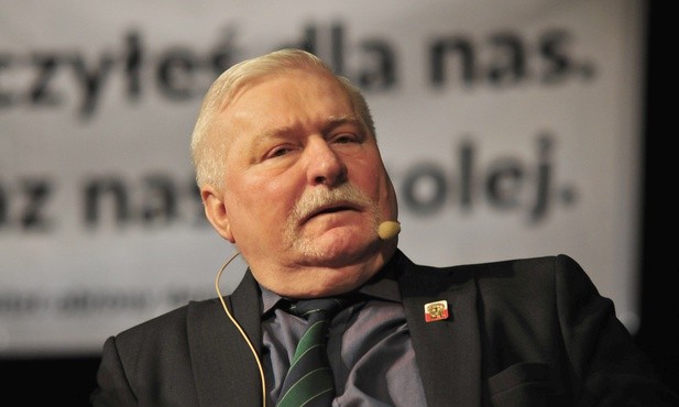 Lech Wałęsa prosi Jarosława Kaczyńskiego o "wybaczenie"