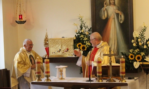 Msza św. w płockim sanktuarium z okazji 10-lecia wspólnoty