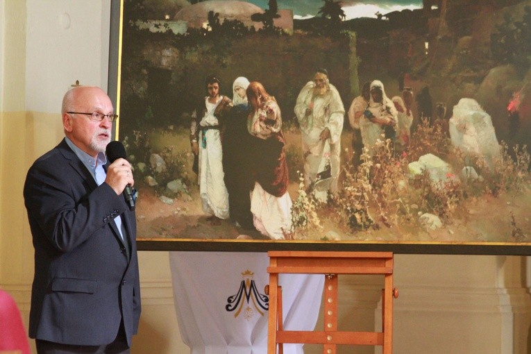 Roman Kochanowicz, dyrektor Muzeum Romantyzmu w Opinogórze, opowiadał o obrazie "Trzy Maryje u grobu Chrystusa"