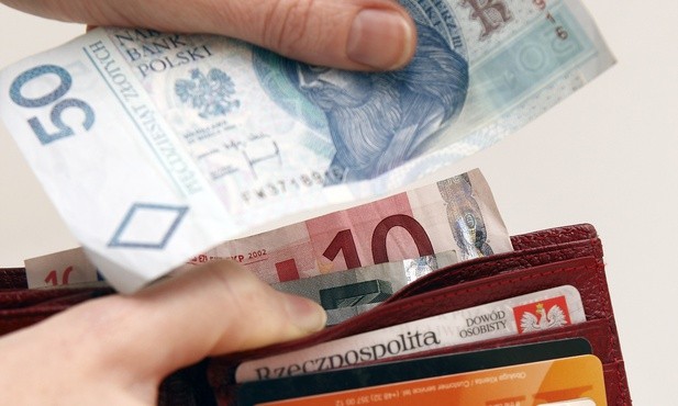 Polacy spokojni o swoje finanse