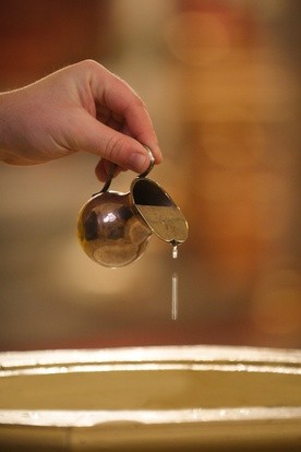 Portugalia: Episkopat zawiesił organizację chrztów, ślubów i bierzmowania
