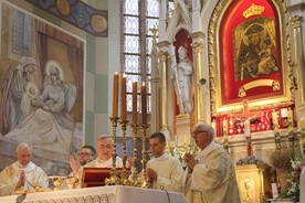 Abp Salvatore Pennacchio już po raz drugi modlił się przed obrazem Matki Bożej Popowskiej.