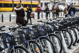 Może rowerem?