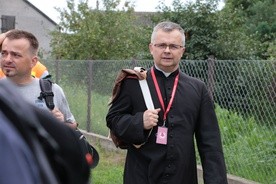Ks. Jacek Prusiński, główny przewodnik pielgrzymki zaprasza na szlak