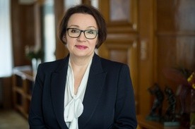 Zalewska: Kończymy pisać ustawę, która zagwarantuje nauczycielom 15 proc. podwyżki w 2019 r.