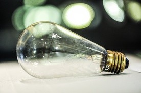 Winnicki do PiS: odważcie się znieść VAT na prąd, mamy projekt ustawy