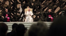 Papież modlił się z włoskimi uczniami za dzieci na Ukrainie