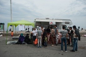 Węgierski rząd przedłużył stan kryzysowy spowodowany masową imigracją