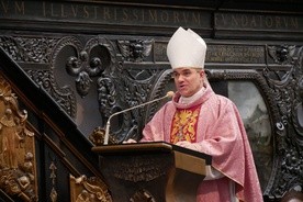 Tej niedzieli nie fiolet, a róż