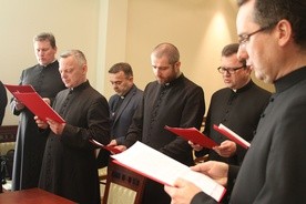 "Wierzę" i "Przyrzekam" mówili księża obejmujący nowe funkcje w Kościele diecezjalnym.