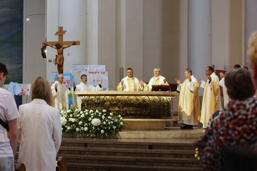 Pielgrzymka dzieci pierwszo- i wczesnokomunijnych do katedry