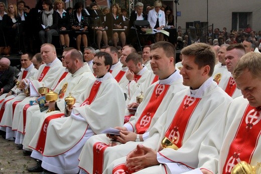 Pułtusk. Msza św. na rozpoczęcie nawiedzenia. Cz. 3