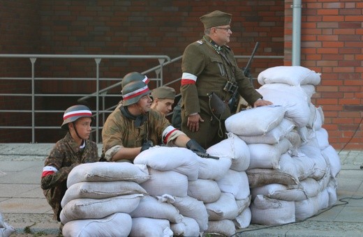 Barykada 44 czyli Powstanie Warszawskie w Elblągu