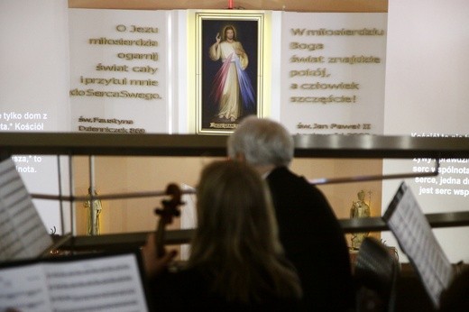 Poświęcenie kościoła Miłosierdzia Bożego w Gliwicach