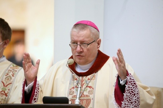 Katowice. Msza św. w intencji maturzystów