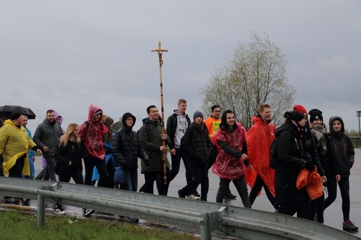 Pielgrzymka do Świętego Gaju