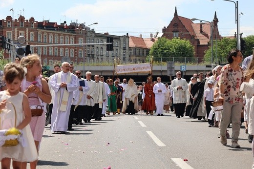 Boże Ciało 2024. Procesja w Katowicach