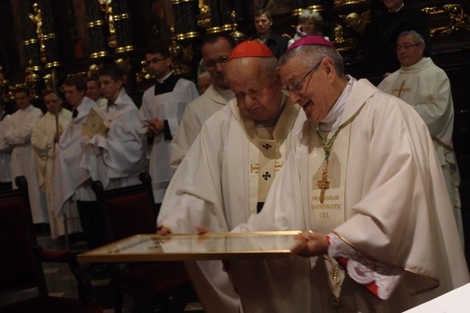 Poświęcenie ołtarza w kościele Bożego Ciała