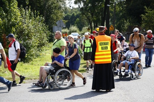 Drugi dzień pielgrzymki - postój w Koszęcinie