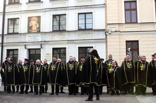 Rocznica objawień Jezusa Miłosiernego w Płocku. Część I