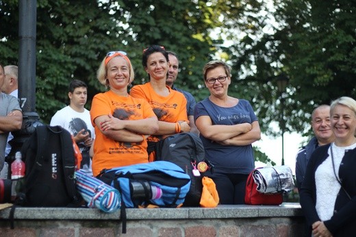 Wyjście pielgrzymki. Część 1