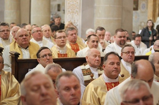 Święcenia biskupie w Płocku - cz. 2