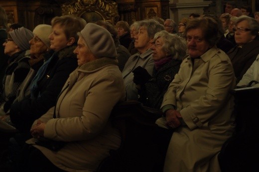 Poświęcenie ołtarza w kościele Bożego Ciała