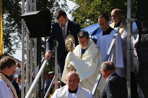 Koziebrody. Uroczystości odpustowe w święto Narodzenia NMP - cz. 2
