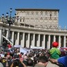 Papież zamieszka Pałacu Apostolskim razem ze wspólnotą?