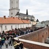 CBOS: Niespełna połowa Polaków pozytywnie o działalności Kościoła