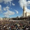 Setki tysięcy pielgrzymów w Fatimie