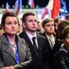 Polska młodzież skręca w prawo