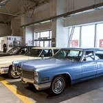 Zabytkowe pojazdy w Galerii Motoryzacji i Techniki