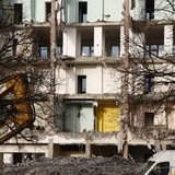 Rozbiórka biurowca FAZOS-u w Tarnowskich Górach