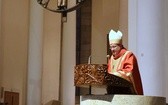 Liturgia Wielkiego Piątku w katedrze Chrystusa Króla