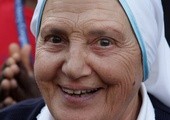 Tysiące ludzi przybyło do Saluzzo, by pożegnać Matkę Elvirę