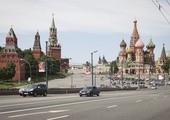 Rosja próbuje osaczyć Europę