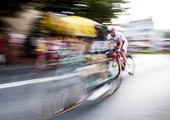 Najechał na odblask na jezdni i stracił panowanie nad rowerem. Prokuratura o wypadku Bjorga Lambrechta podczas Tour de Pologne