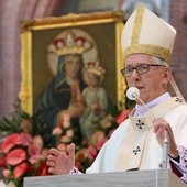 Archidiecezja katowicka. Papież przyjął rezygnację abp. Wiktora Skworca, jego miejsce zajął abp Adrain Galbas