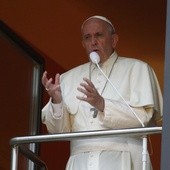 Papież: Źli duszpasterze nie są blisko ludzi, ale pieniędzy